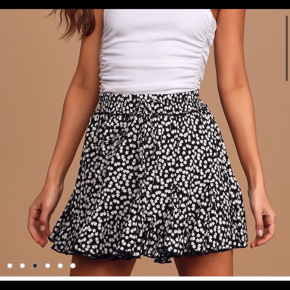 XS Ruf-Full of Love Black Floral Print Skirt